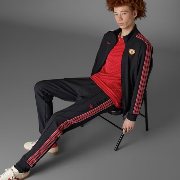 ADIDAS Manchester United Track Suit - Picture 14 of 14